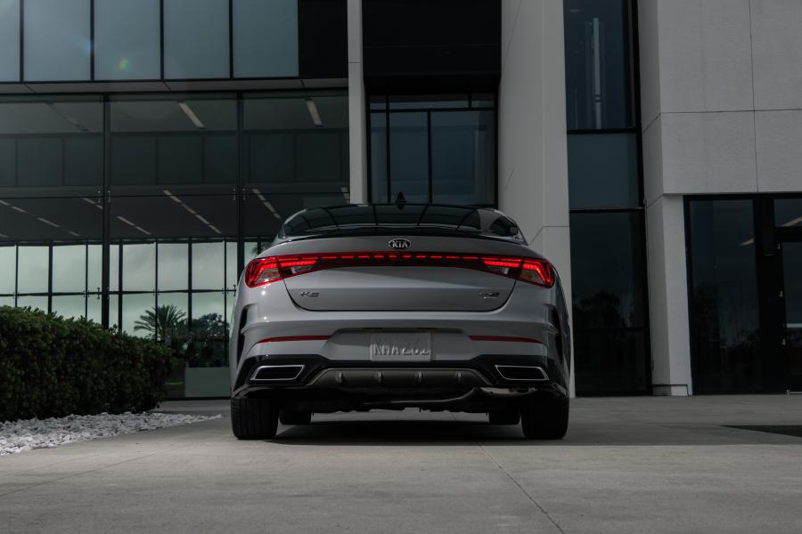  Kia K5 GT-Line AWD 2020 года  (NA) (фото 11 из 31)